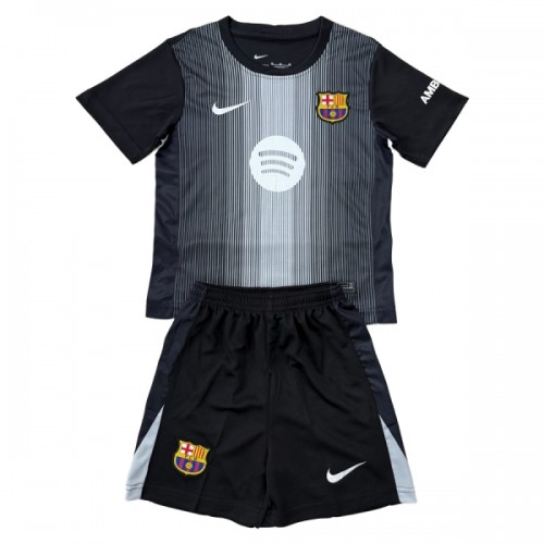 Divisa Portiere Barcellona 2025-26 Maniche Corte Nera - Bambino Divisa Portiere Barcellona 2025-26 Maniche Corte Nera - Bambino