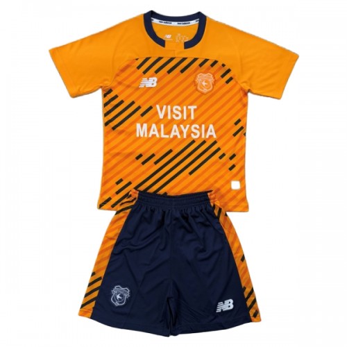 Divisa Cardiff City Terzo 2025-26 Maniche Corte - Bambino Divisa Cardiff City Terzo 2025-26 Maniche Corte - Bambino
