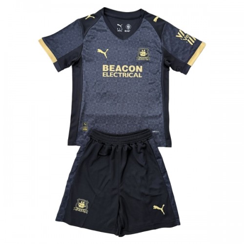 Divisa Plymouth Argyle Secondo 2025-26 Maniche Corte - Bambino Divisa Plymouth Argyle Secondo 2025-26 Maniche Corte - Bambino