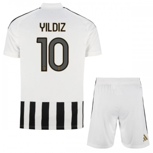 Divisa Juventus Yildiz 10 Primo 2026-27 Maniche Corte - Bambino Divisa Juventus Yildiz 10 Primo 2026-27 Maniche Corte - Bambino