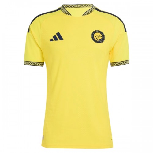 Maglia Al Nassr Primo 2026-27 Maniche Corte - Uomo Maglia Al Nassr Primo 2026-27 Maniche Corte - Uomo