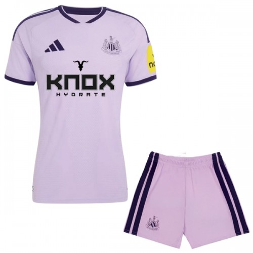 Divisa Newcastle United Terzo 2026-27 Maniche Corte - Bambino Divisa Newcastle United Terzo 2026-27 Maniche Corte - Bambino