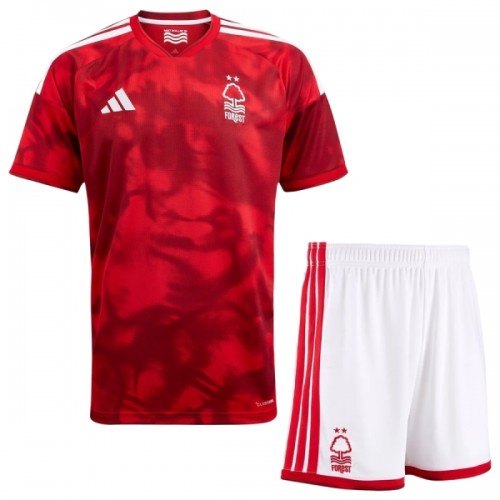 Divisa Nottingham Forest Primo 2026-27 Maniche Corte - Bambino Divisa Nottingham Forest Primo 2026-27 Maniche Corte - Bambino