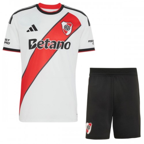 Divisa River Plate Primo 2026-27 Maniche Corte - Bambino Divisa River Plate Primo 2026-27 Maniche Corte - Bambino