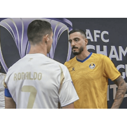 Cristiano Ronaldo ha segnato due volte e si è riunito ai vecchi amici in campo
