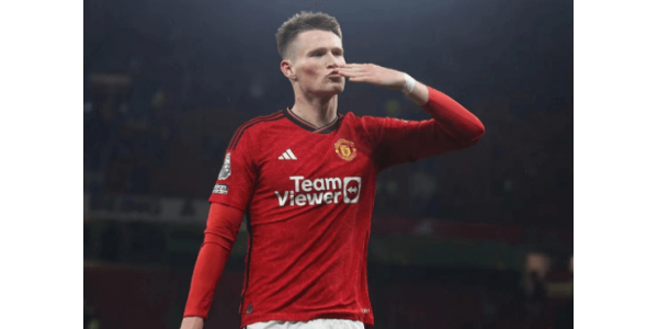 Il Manchester United offre a McTominay un aumento di stipendio e un'estensione del contratto