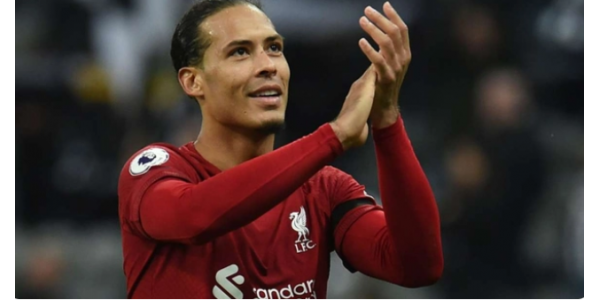 Van Dijk nominato nella squadra dell'anno FIFA Van Dijk nominato nella squadra dell'anno FIFA