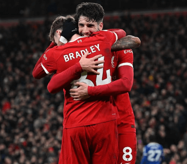 Battaglia rossoblù, il Liverpool batte il Chelsea 4-1
